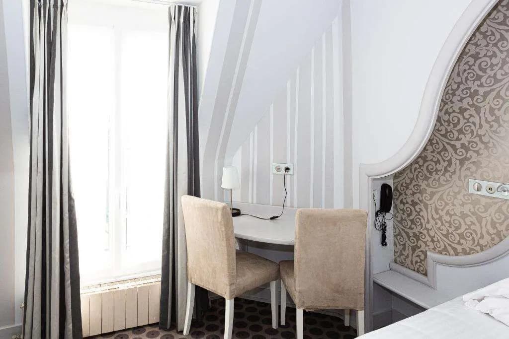 Hôtel Bonaparte - photo 23