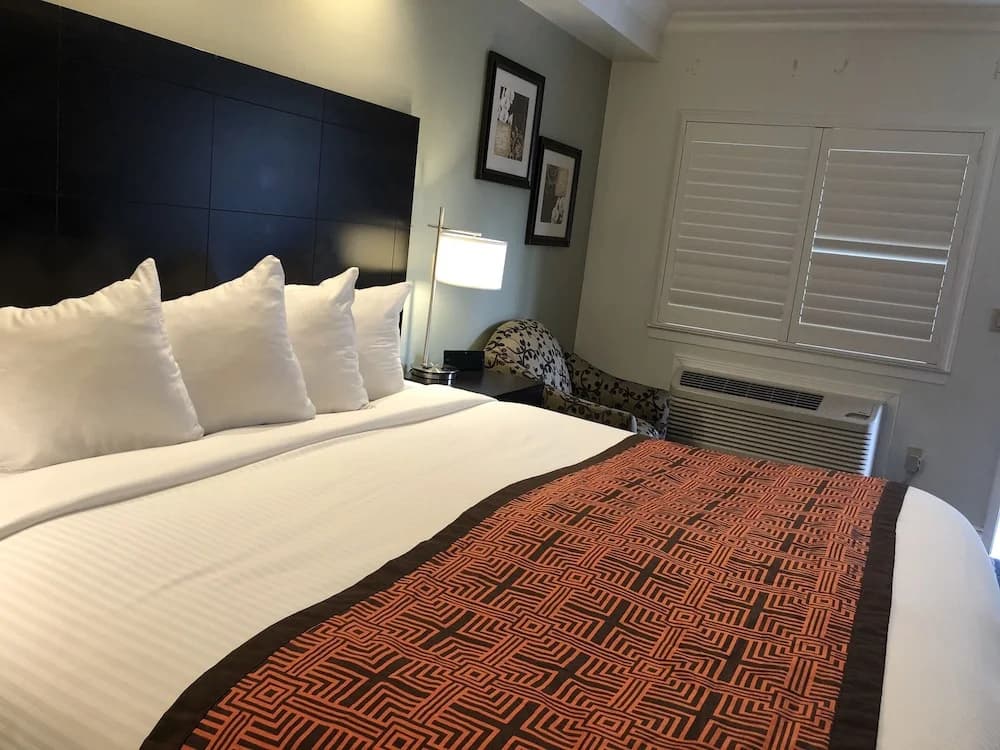 Seaside Inn - photo 3