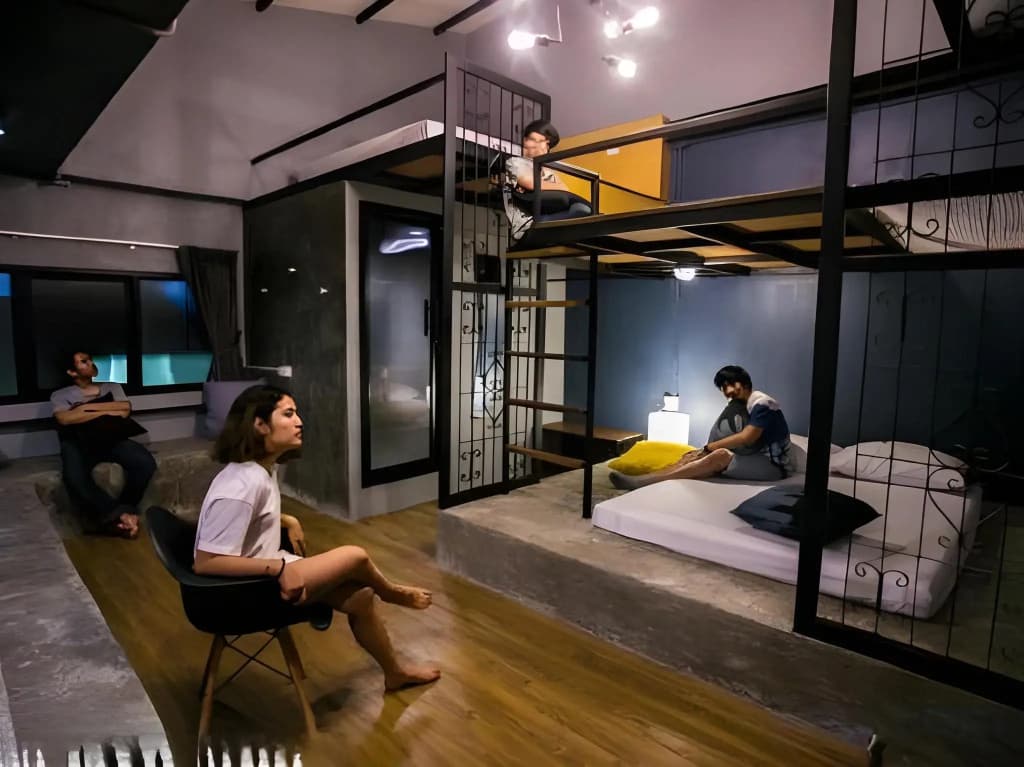 Silom Space Hostel - photo 28
