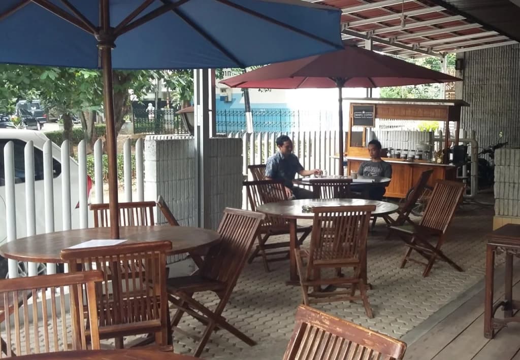 Mayestik Guest House Syariah - photo 18