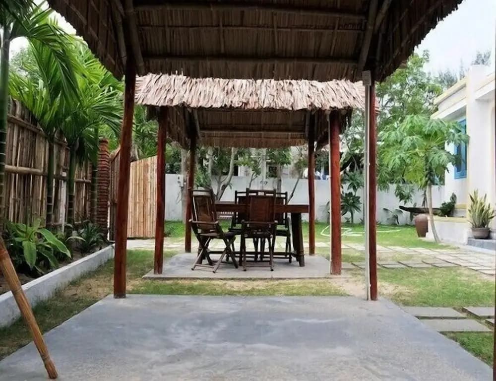 Local Beach Homestay - photo 15