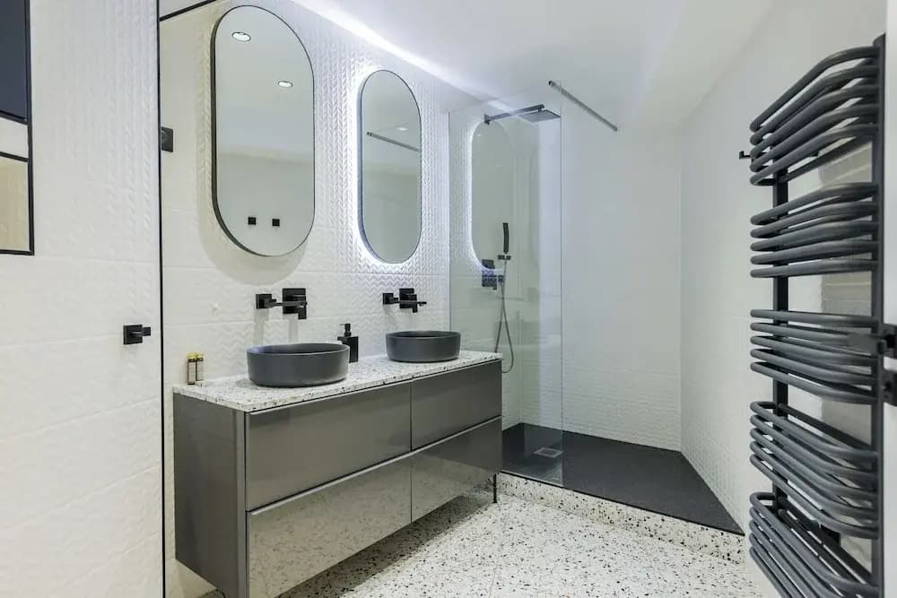Lovely Apartment - 3br/6p - Canal St Martin - photo 8