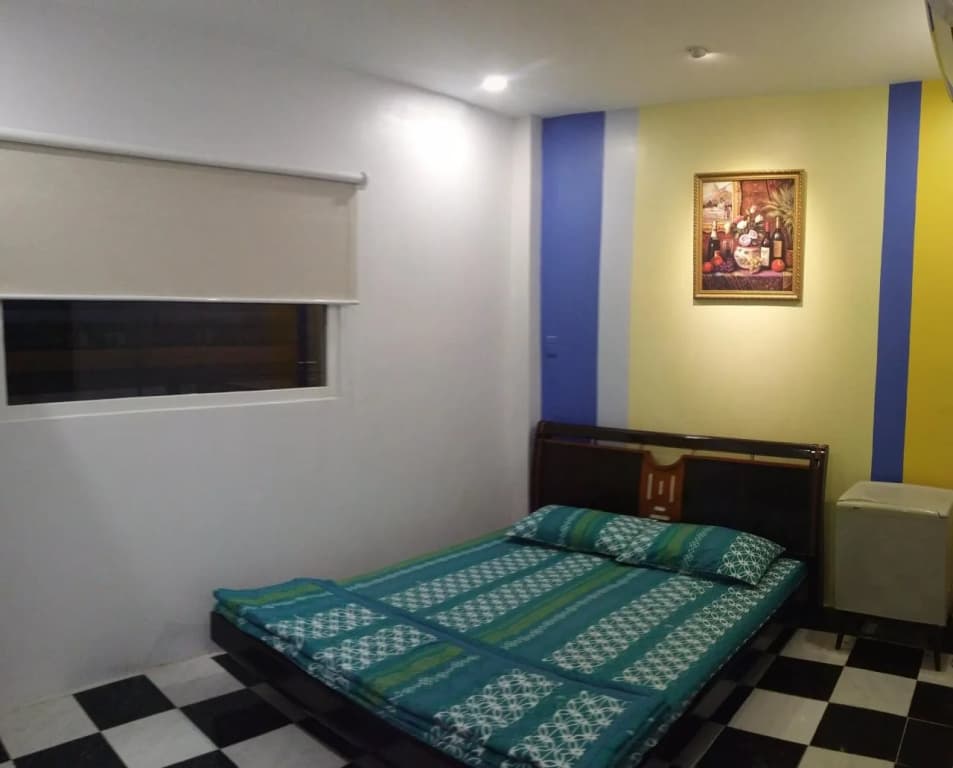 Hotel 77 - photo 2