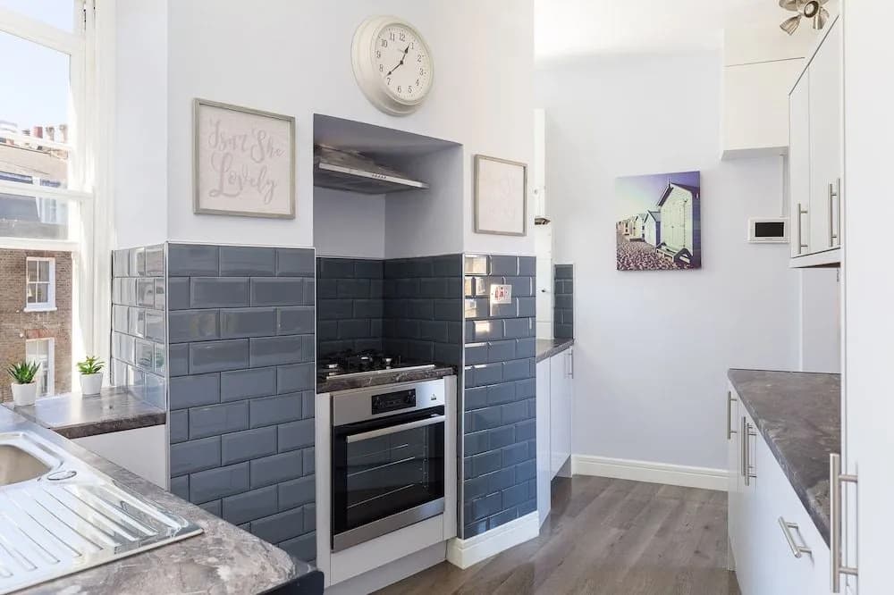 Molyneux Street Apartments - photo 15