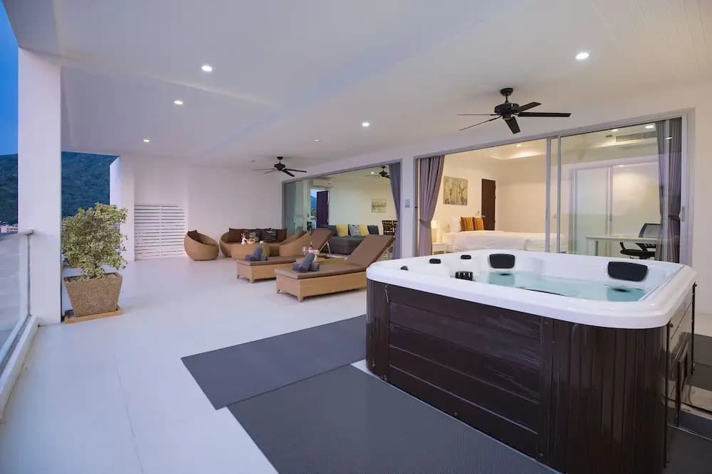 Ocean View Jacuzzi 3BR Kata Penthouse - photo 12