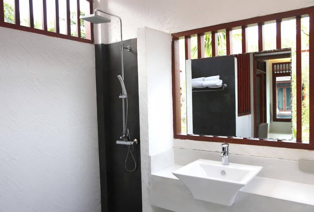 L'esprit de Naiyang Beach Resort - photo 7