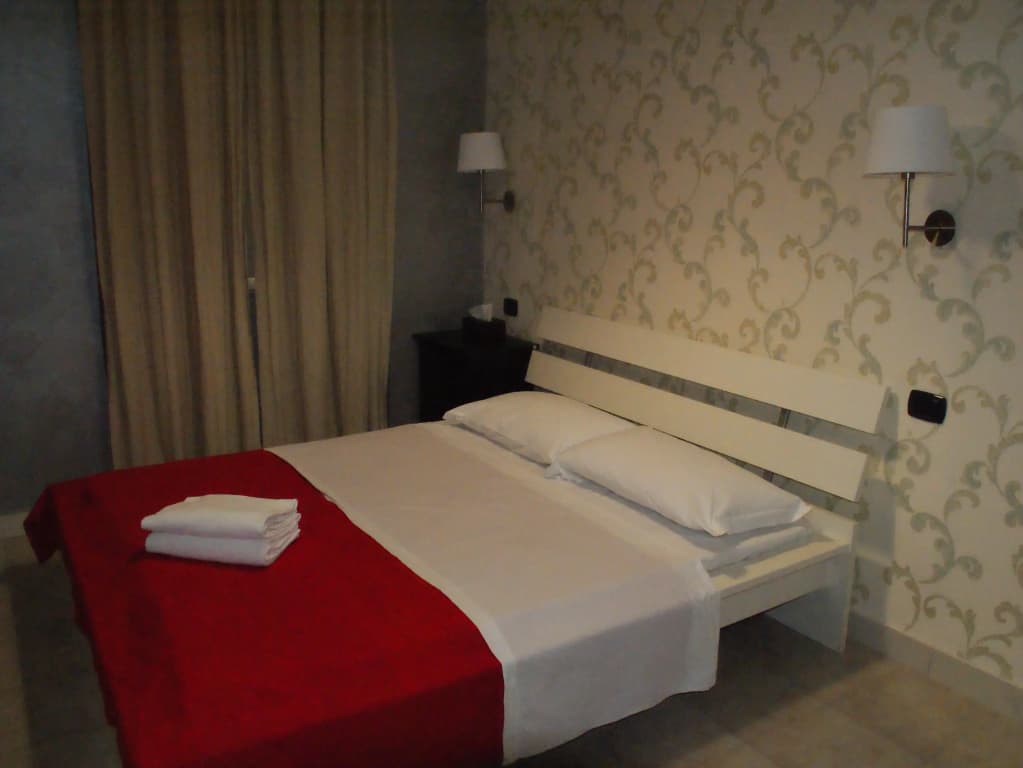 Sunshine Rooms - photo 9