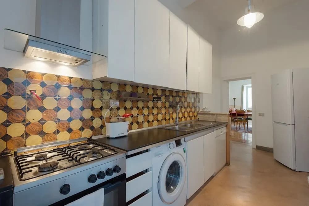 Farnese Stylish Apartment - photo 14