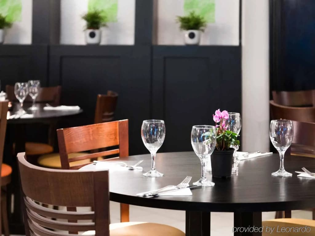 Ibis Styles London Excel Hotel - photo 26
