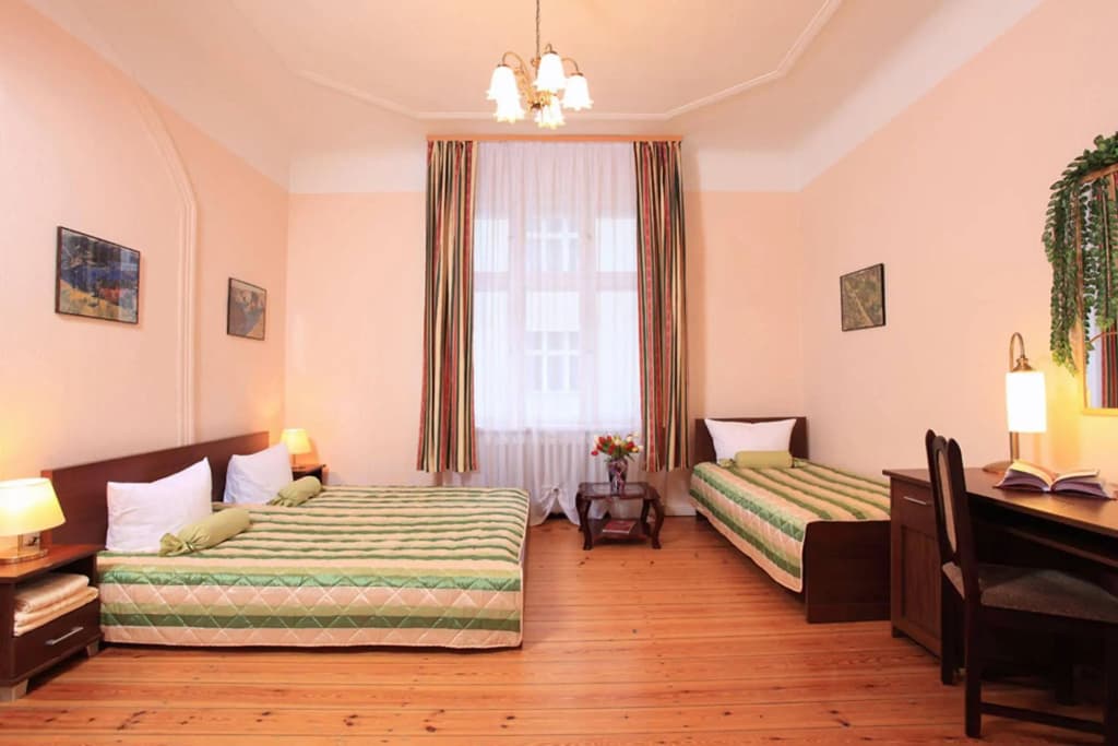 Central Inn am Hauptbahnhof - photo 4