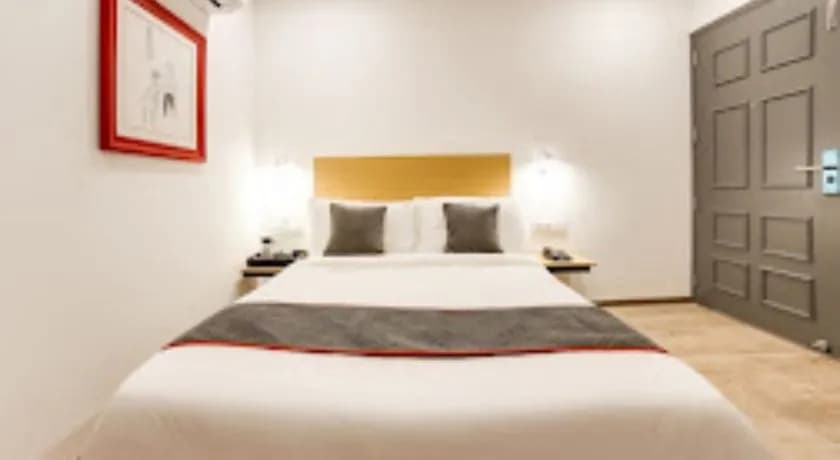 Qotel 007 Anand Vihar - photo 2