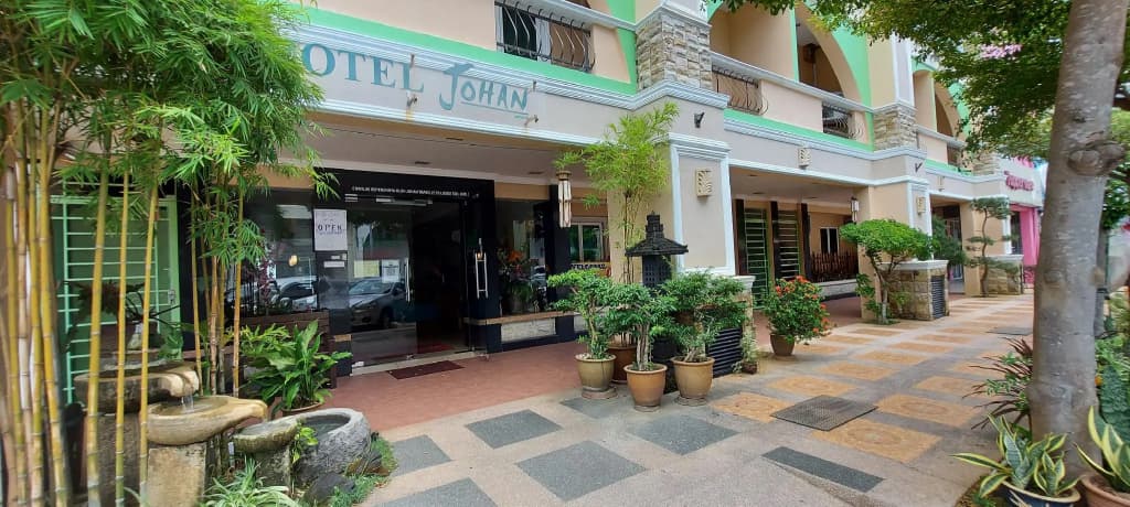 Johan Travellers Lodge - main photo