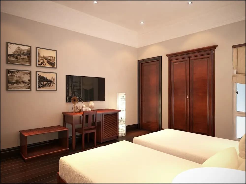 Hanoi Louis Hotel - photo 2