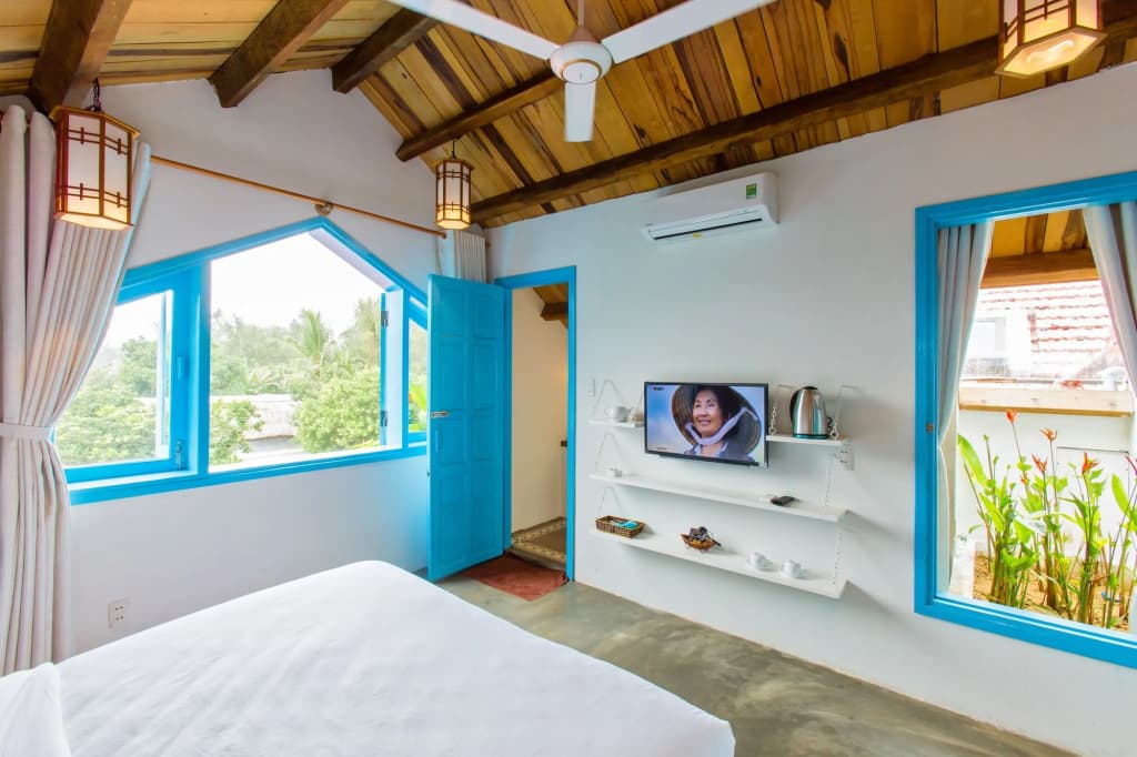 Life Beach Villa - photo 6