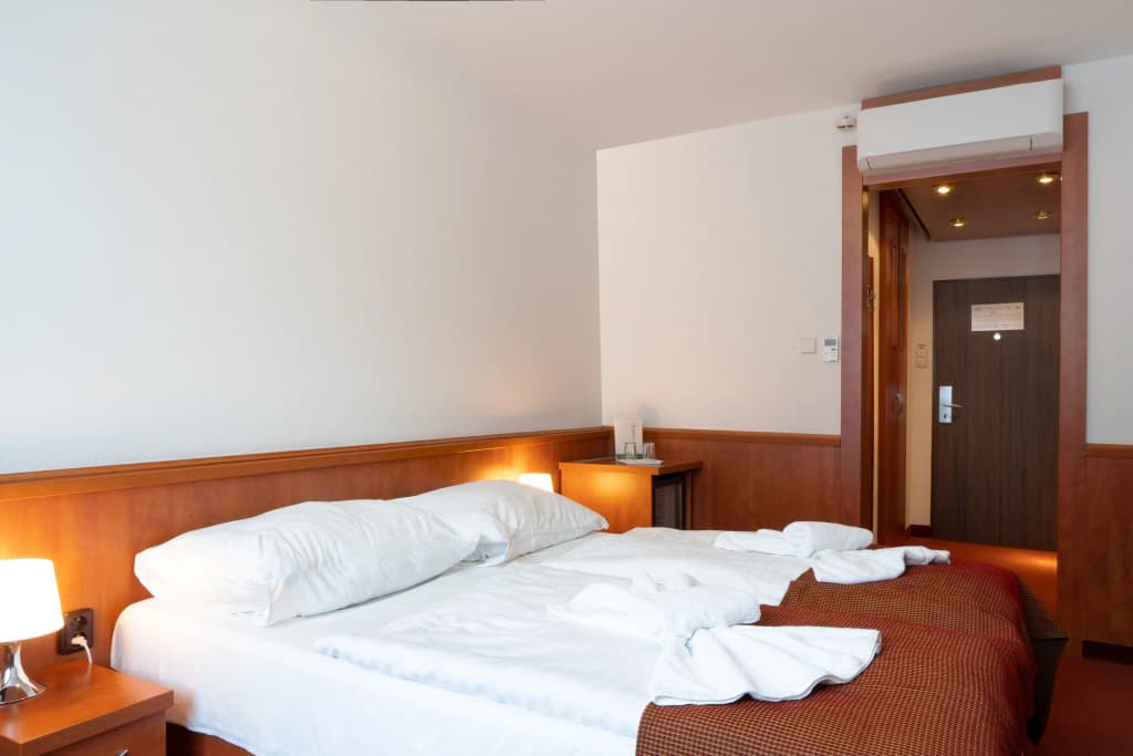 Hotel Tristar - photo 4
