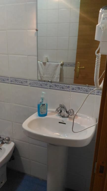 Hostal JQ Madrid 1 - photo 12