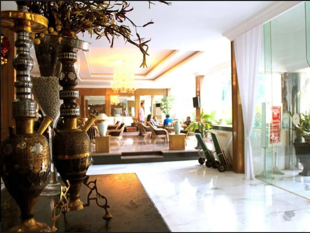 Johns Pardede International Hotel - photo 10