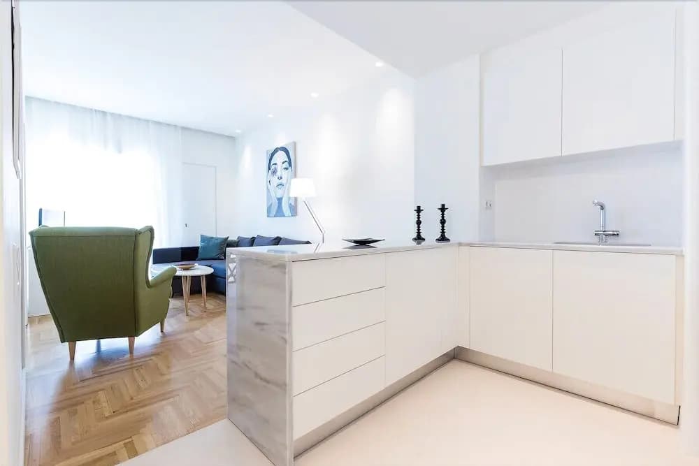 Great Acropolis view apartment in City Center - photo 15