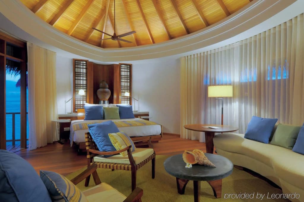 Constance Halaveli Maldives - photo 5