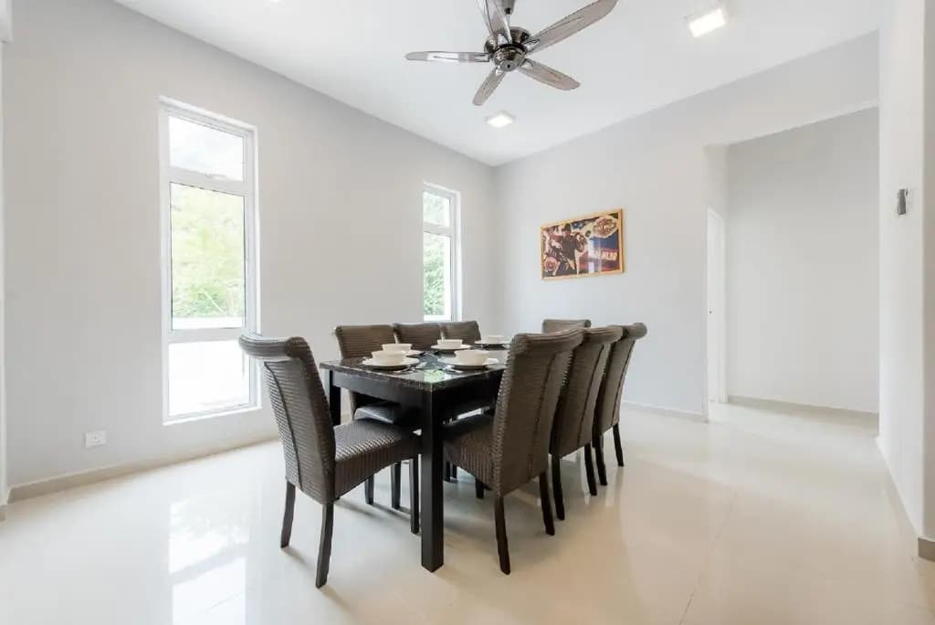 New Corner Shamrock Beach Villas Seaview - photo 11