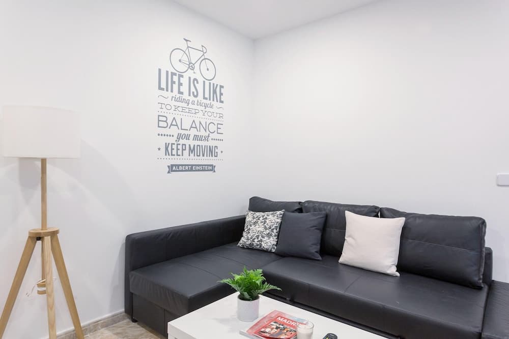 Design Apt. Historic District - Sol - photo 9