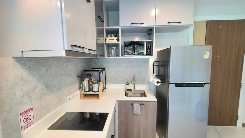 Room-a301- 1 Bedroom Corner Condo Forest - photo 23