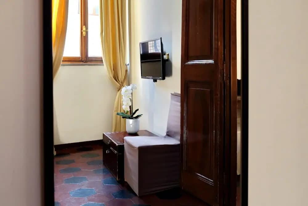 H&H Home - photo 4