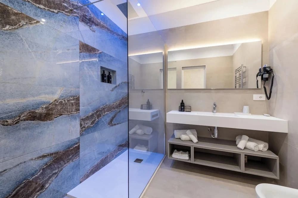 69 Suite Boutique - photo 27