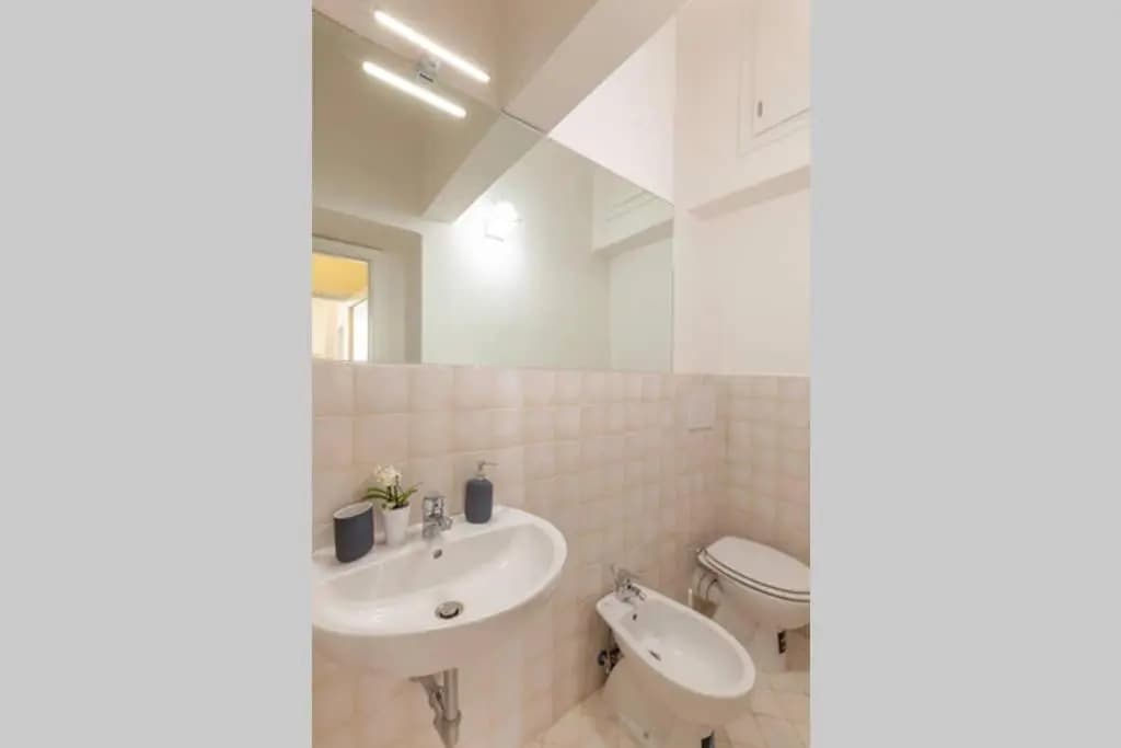 Santa Croce. Quiet, large and luminous loft - photo 30