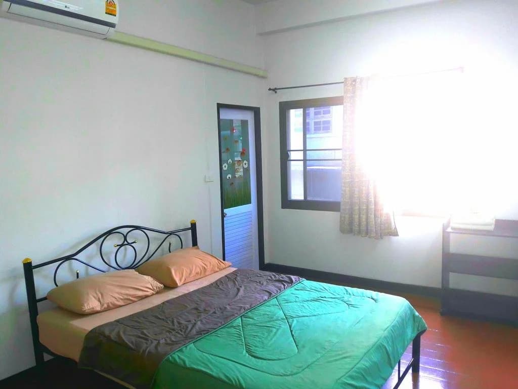 D & N hostel - photo 13