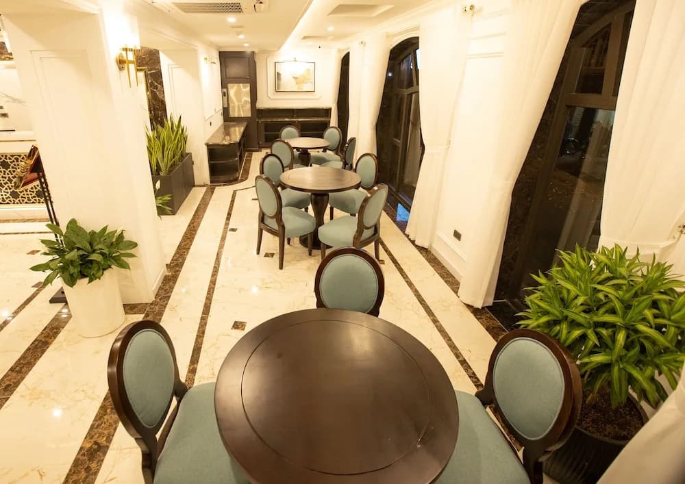 Hồng Vận Hotel - photo 17