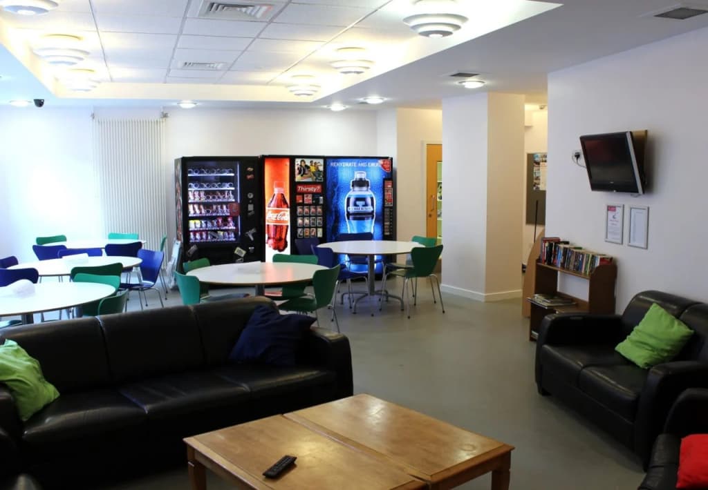 Edinburgh Central Youth Hostel - photo 12