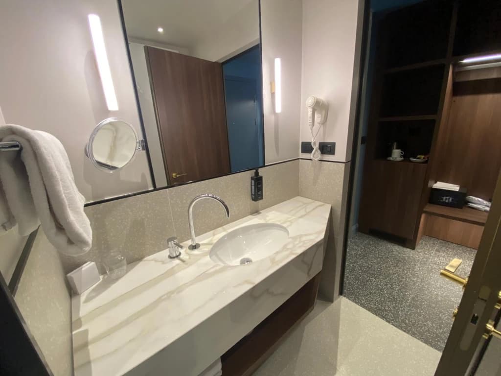 Hotel Berna - photo 23
