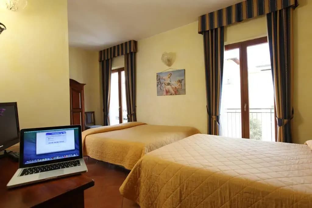 Hotel Bologna - photo 24