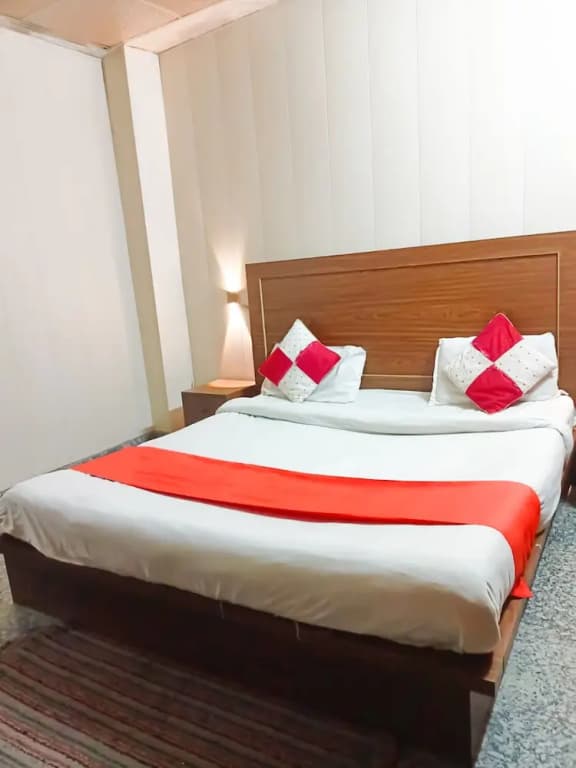 Roomshala 156 Hotel Mannat Inn - photo 2