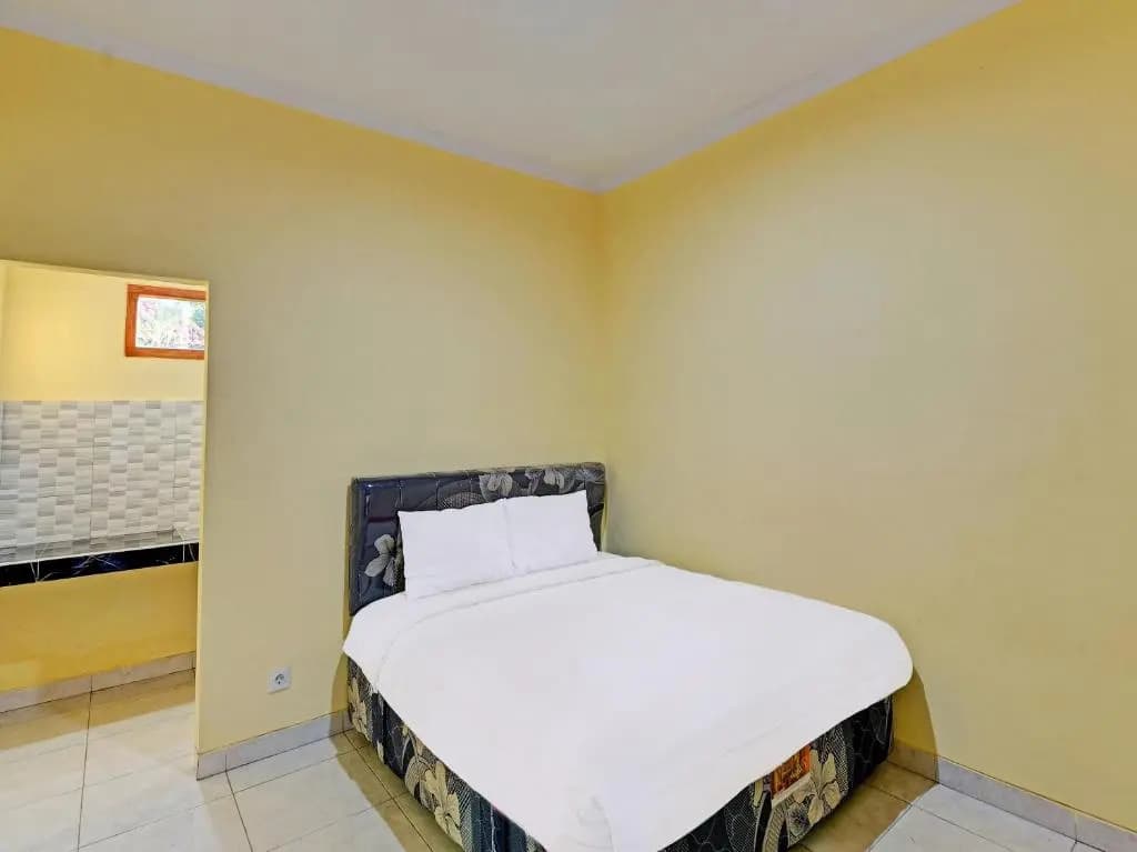 OYO 90823 Casa Jupiter Shine - photo 6