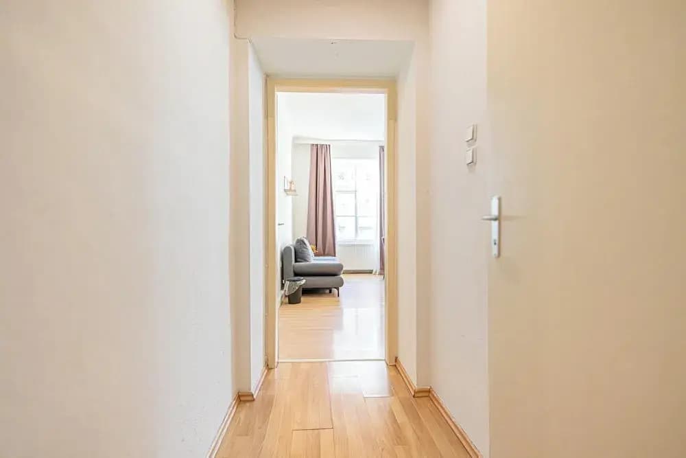 Comfy 2BR Apartment for 5 Guests - photo 9