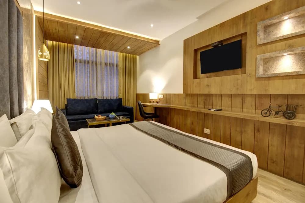 Town Pallace Inn - photo 11