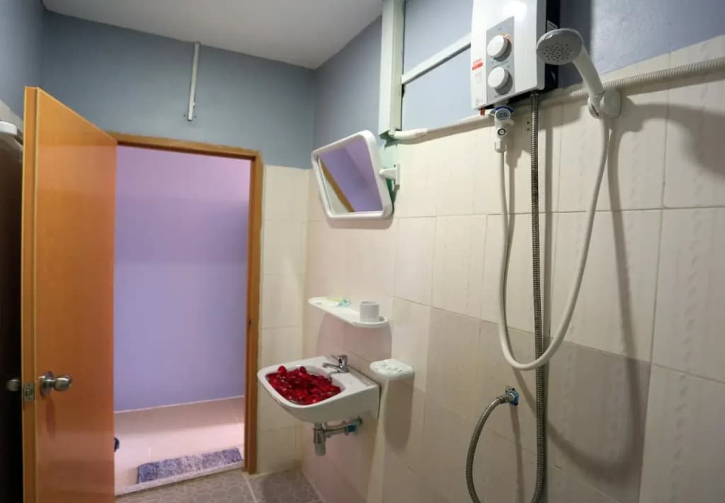ChengLay Guesthouse - photo 8