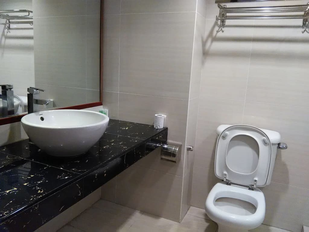 Casuarina Hotel - photo 8