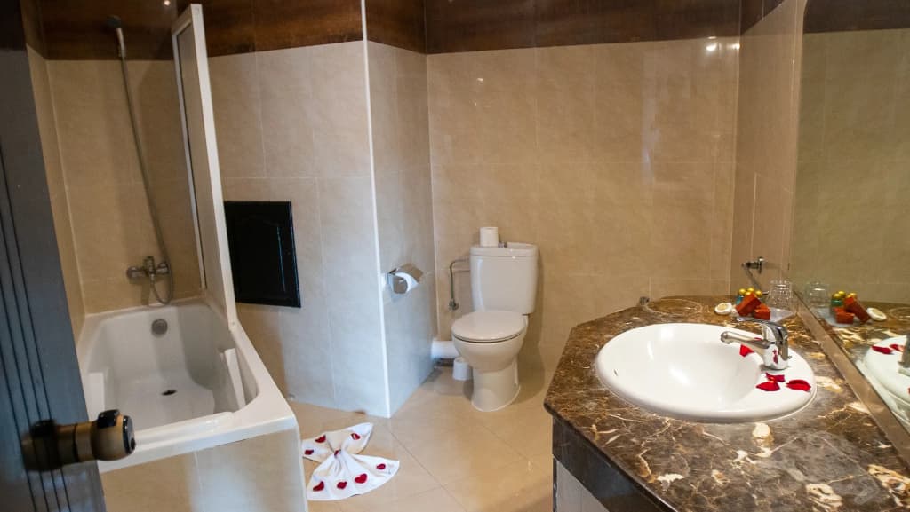 Hotel Imperial Plaza - photo 8