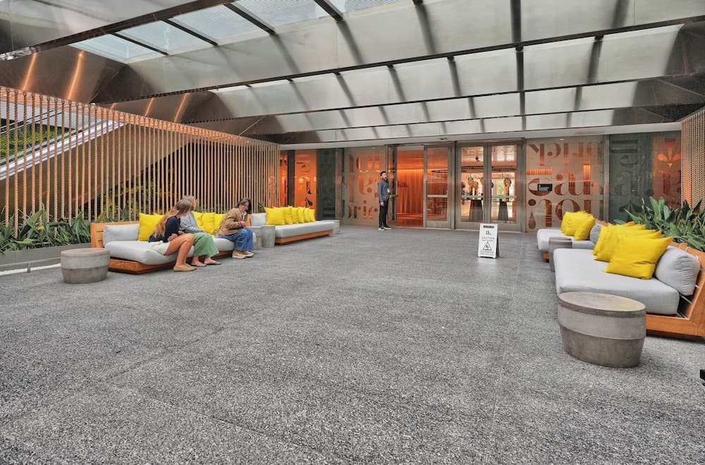 RS Suites - The AKA Residence - photo 3
