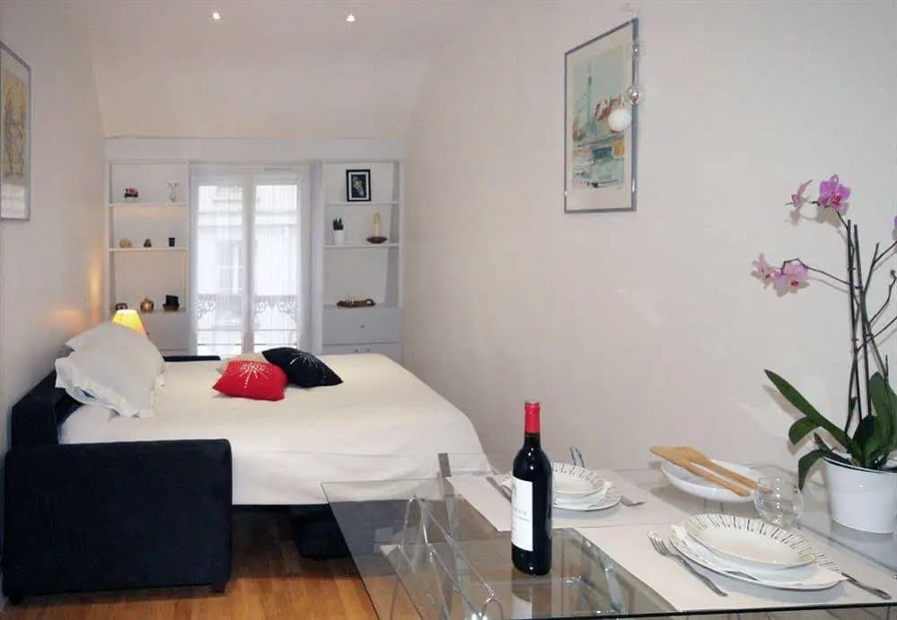 Short Term Apartment St Sabin - photo 2