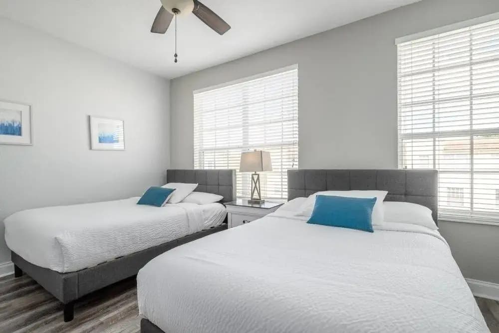 Vista Cay Casa Bella 3 Bedroom Townhouse by RedAwning - photo 2