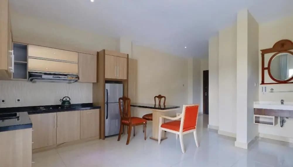 OYO 128 Mutiara Suites - photo 20