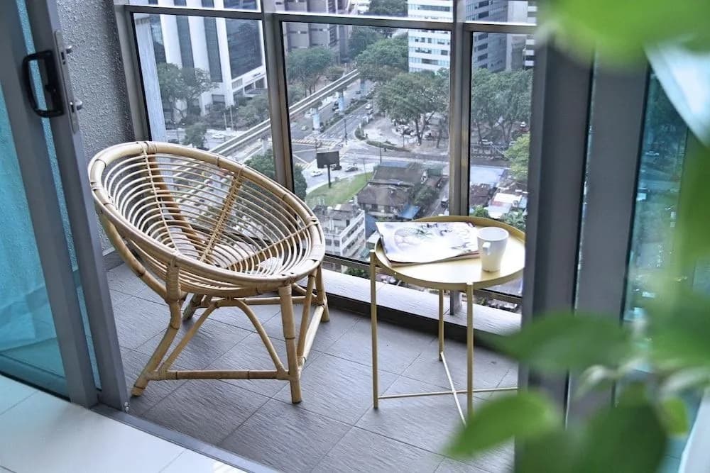 Summer Suites KLCC by Stayshare Homes - photo 8