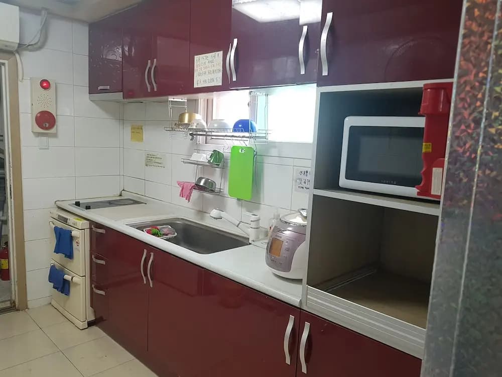 Merdiang Livingtel Single Room - photo 16