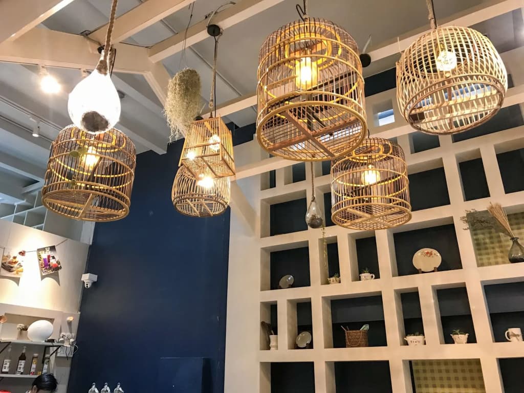 Kinnon Deluxe Hostel Coworking Cafe - photo 15