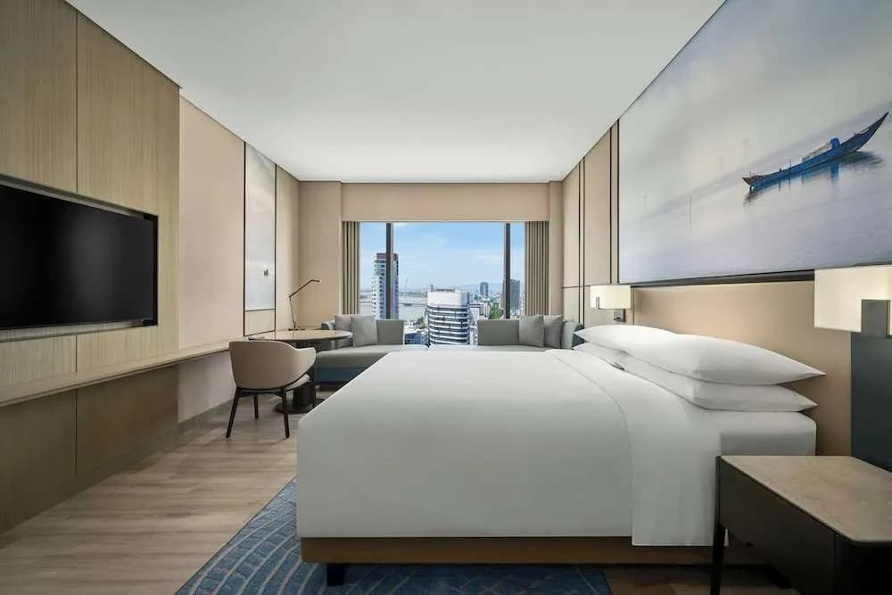 Courtyard by Marriott Danang Han River - photo 4