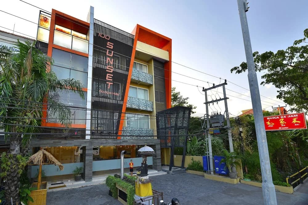 100 Sunset Boutique Managed By Eagle Eyes - photo 1